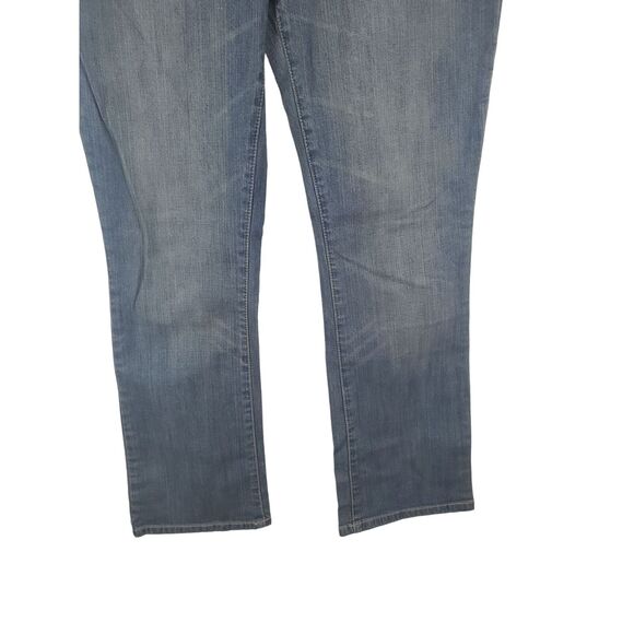 Mossimo Jeans 13S Womens Mid Rise Straight Leg Medium Wash Bootcut Casual Bottom - Picture 4 of 7